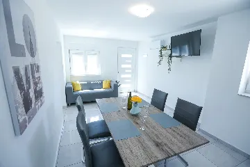 Glavica Villa with Private Pool for up to 6 Guests