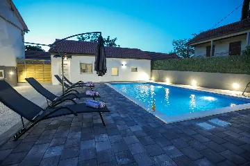 Glavica Villa with Private Pool for up to 6 Guests