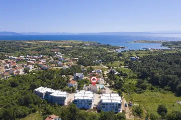 Ližnjan 5-Bedroom Villa for 12 Guests