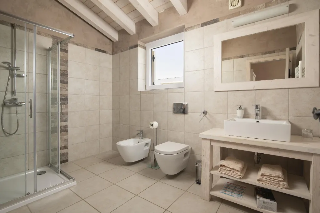 Ližnjan 5-Bedroom Villa for 12 Guests