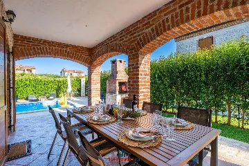 4-Bedroom Villa in Butkovići for Up to 9