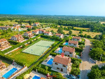 4-Bedroom Villa in Butkovići for Up to 9