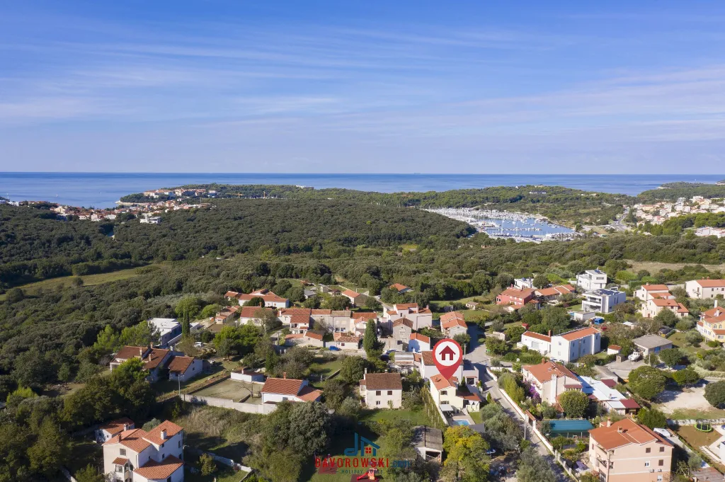 Villa in Vintijan with Private Pool for 6