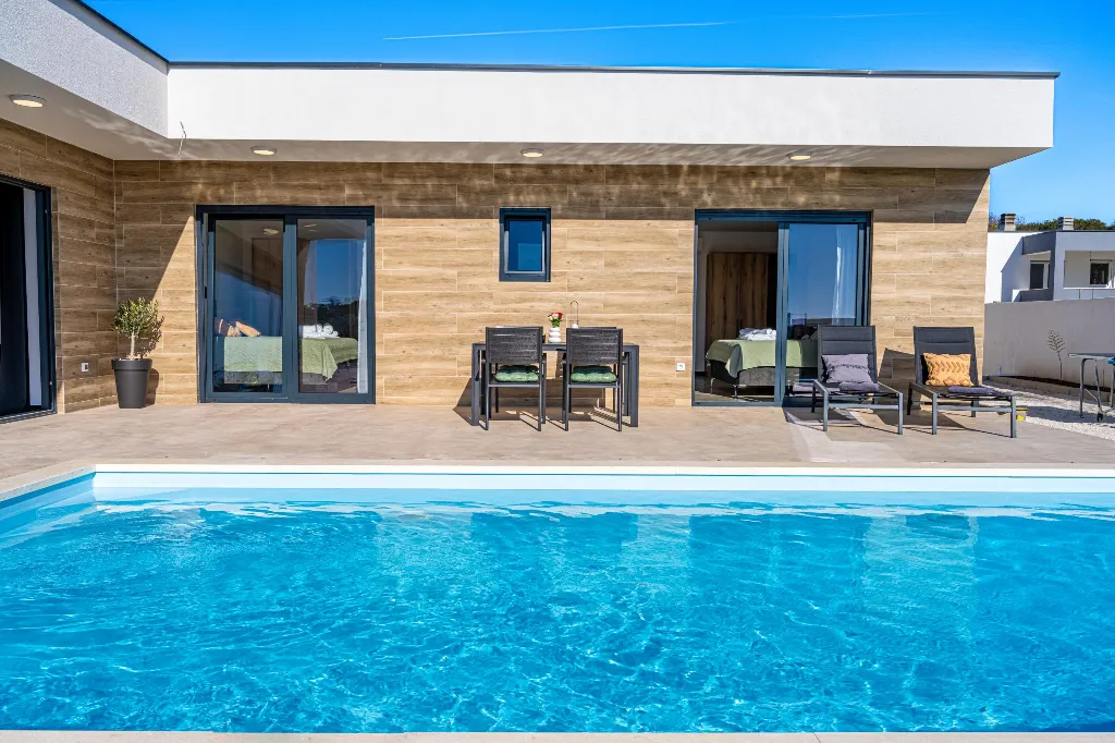 2-Bedroom Villa with Pool in Pula (Sleeps 5)
