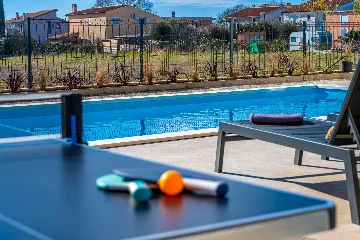 2-Bedroom Villa with Pool in Pula (Sleeps 5)