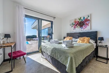 2-Bedroom Villa with Pool in Pula (Sleeps 5)