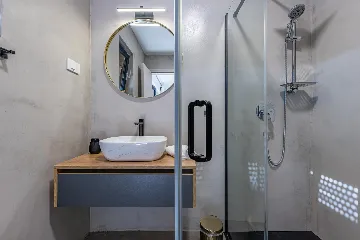 2-Bedroom Villa with Pool in Pula (Sleeps 5)