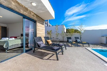 2-Bedroom Villa with Pool in Pula (Sleeps 5)