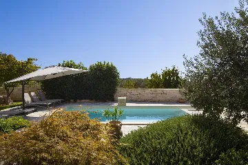 4-Bedroom Villa with Heated Pool in Rovinjsko Selo