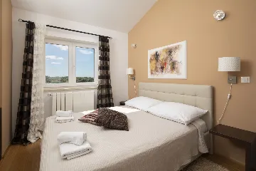 4-Bedroom Villa with Heated Pool in Rovinjsko Selo