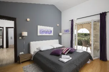 4-Bedroom Villa with Heated Pool in Rovinjsko Selo