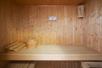 4-Bedroom Villa with Heated Pool in Rovinjsko Selo