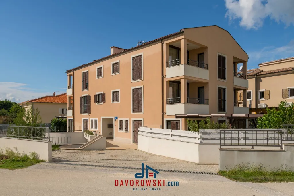 3-Bedroom Apartment with Sea View in Premantura