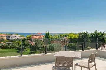 Villa in Premantura with Hydromassage Pool