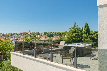 Villa in Premantura with Hydromassage Pool