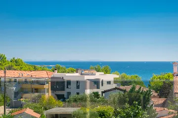 Villa in Premantura with Hydromassage Pool