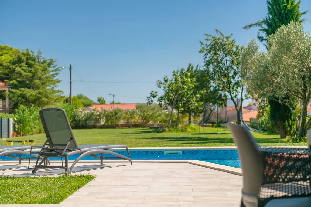 Villa in Premantura with Hydromassage Pool