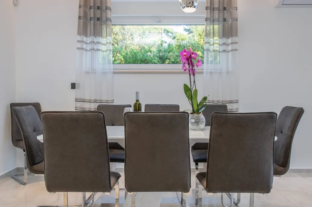 Villa in Premantura with Hydromassage Pool