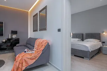 Villa in Premantura with Hydromassage Pool