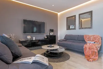 Villa in Premantura with Hydromassage Pool