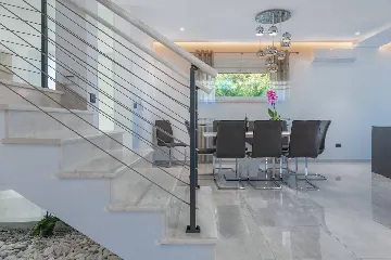 Villa in Premantura with Hydromassage Pool