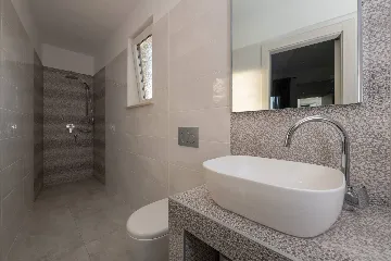 Villa in Premantura with Hydromassage Pool