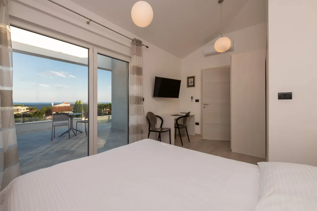 Villa in Premantura with Hydromassage Pool