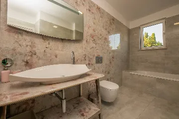 Villa in Premantura with Hydromassage Pool