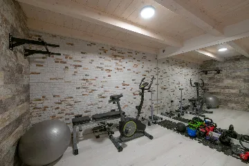 Villa in Premantura with Hydromassage Pool