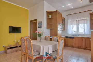 3-Bedroom Apartment in Medulin with Sea Views