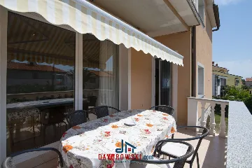 3-Bedroom Apartment in Medulin with Sea Views
