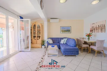 Sea-View Apartment for 4 in Medulin