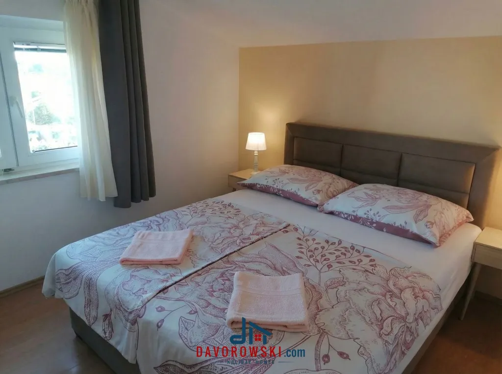 Sea-View Apartment for 4 in Medulin
