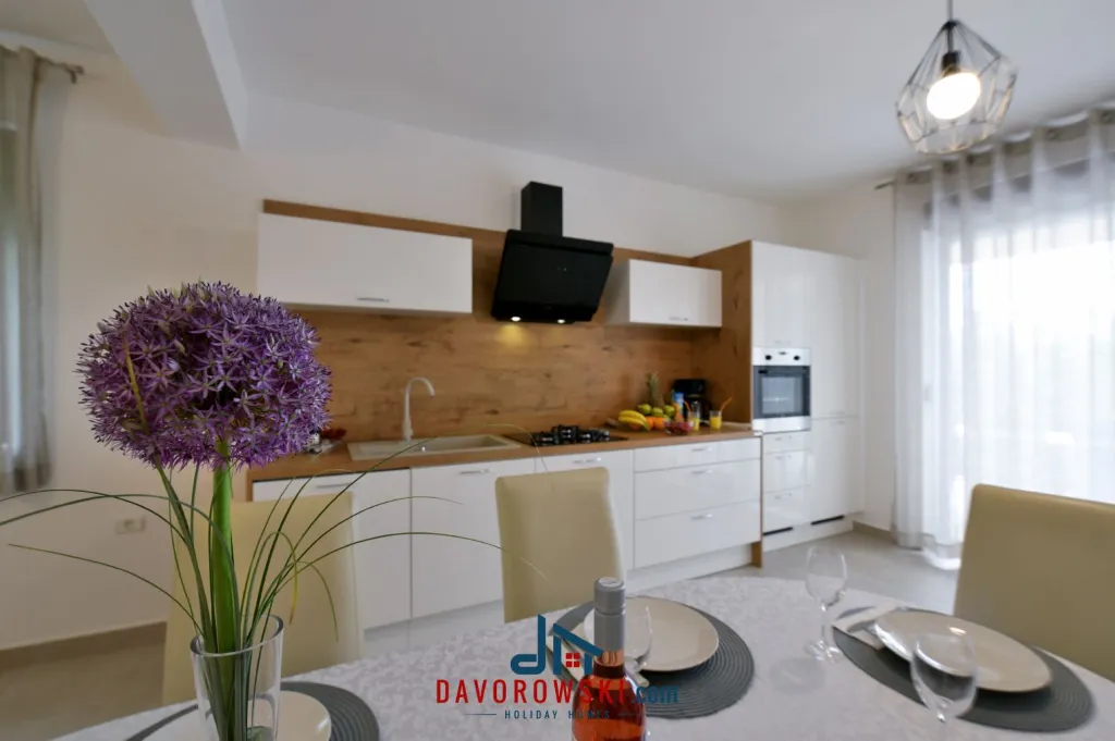 6-Guest Villa with Private Pool in Galižana