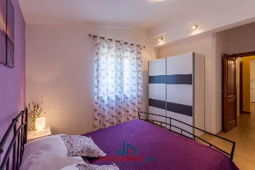 6-Guest Villa with Private Pool in Galižana