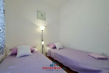 6-Guest Villa with Private Pool in Galižana