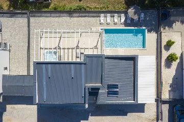 Pula Villa for 12 Guests with 50m² Pool