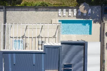 Pula Villa for 12 Guests with 50m² Pool