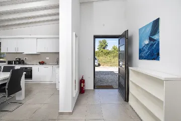 Pula Villa for 12 Guests with 50m² Pool