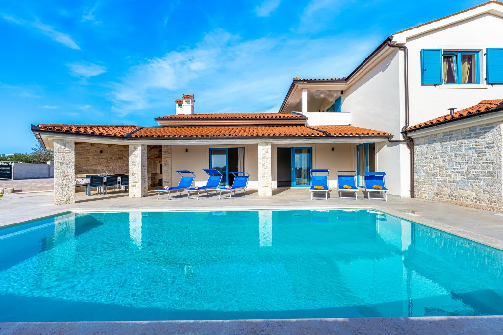 4-Bedroom Villa in Vodnjan for 8 Guests