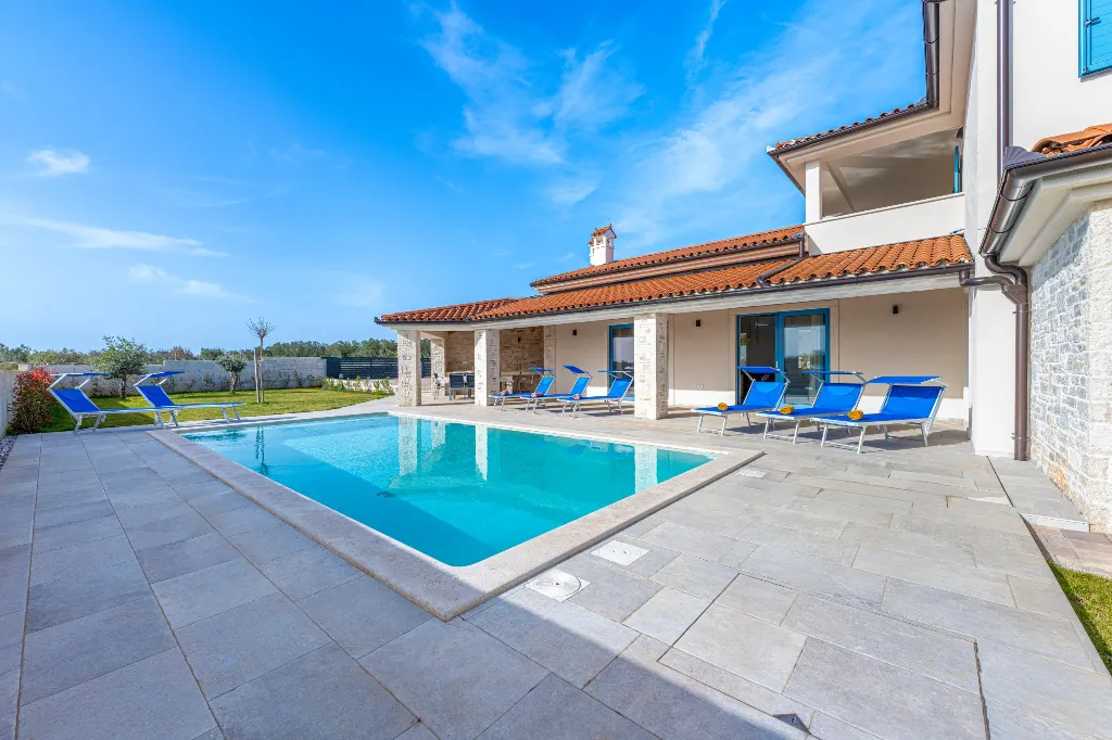 4-Bedroom Villa in Vodnjan for 8 Guests