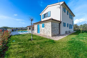 4-Bedroom Villa in Vodnjan for 8 Guests