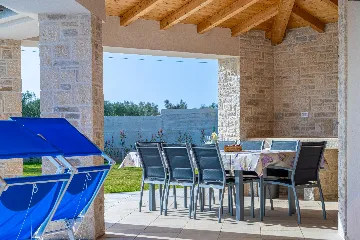 4-Bedroom Villa in Vodnjan for 8 Guests