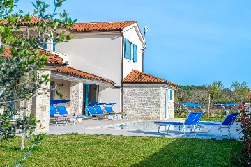 4-Bedroom Villa in Vodnjan for 8 Guests