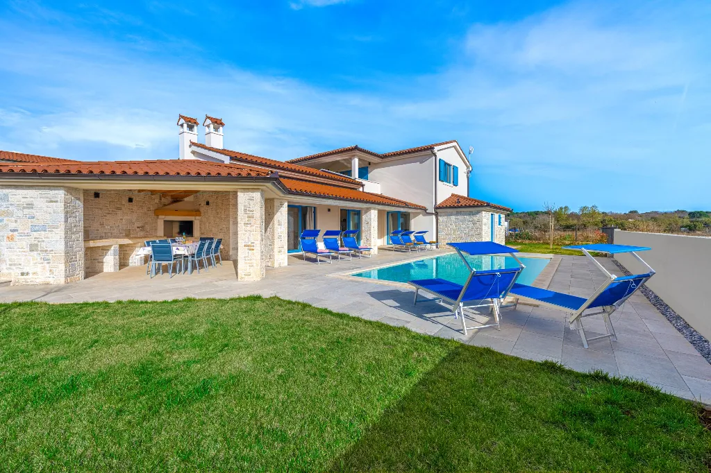 4-Bedroom Villa in Vodnjan for 8 Guests