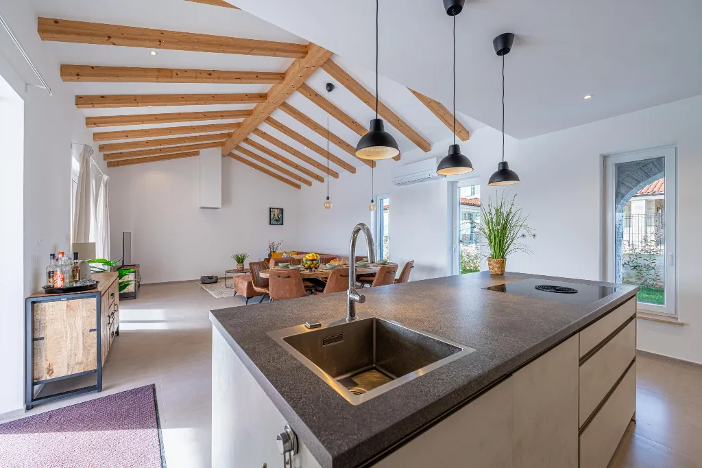 4-Bedroom Villa in Vodnjan for 8 Guests