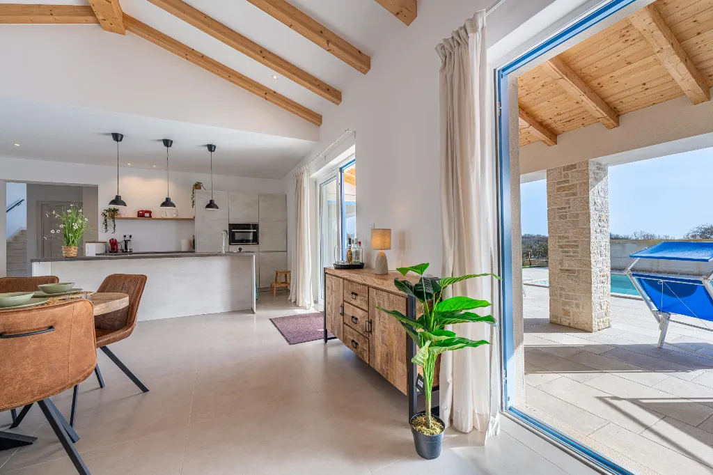 4-Bedroom Villa in Vodnjan for 8 Guests
