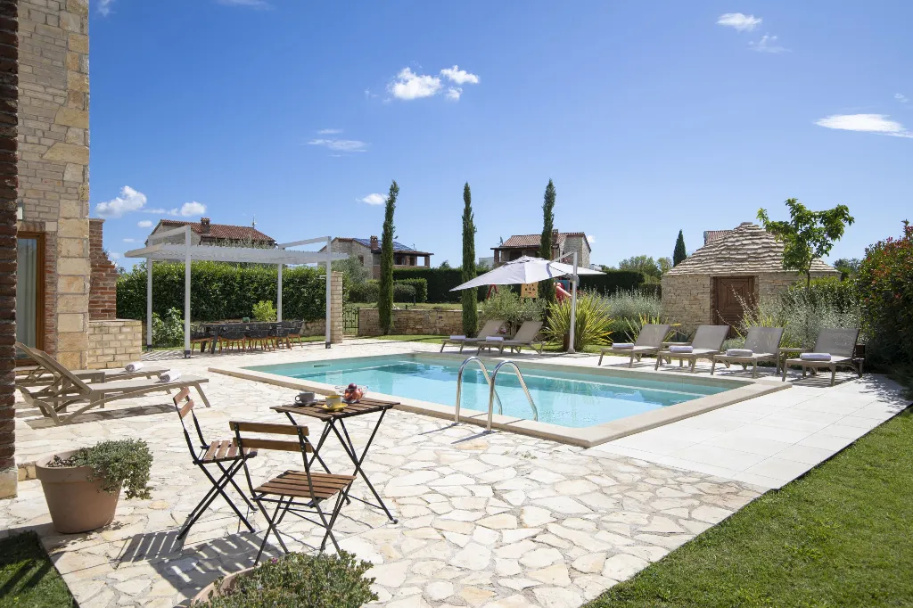 Svetvinčenat Villa with 4 Bedrooms and Private Pool