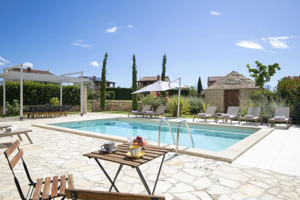Svetvinčenat Villa with 4 Bedrooms and Private Pool