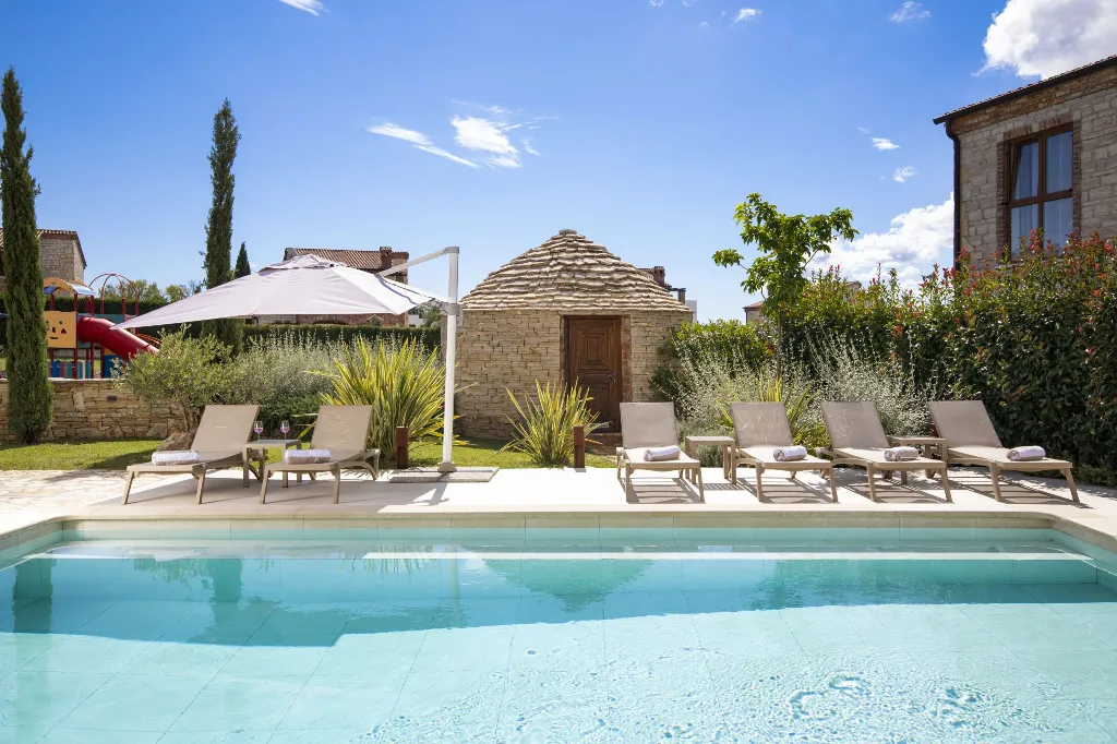 Svetvinčenat Villa with 4 Bedrooms and Private Pool